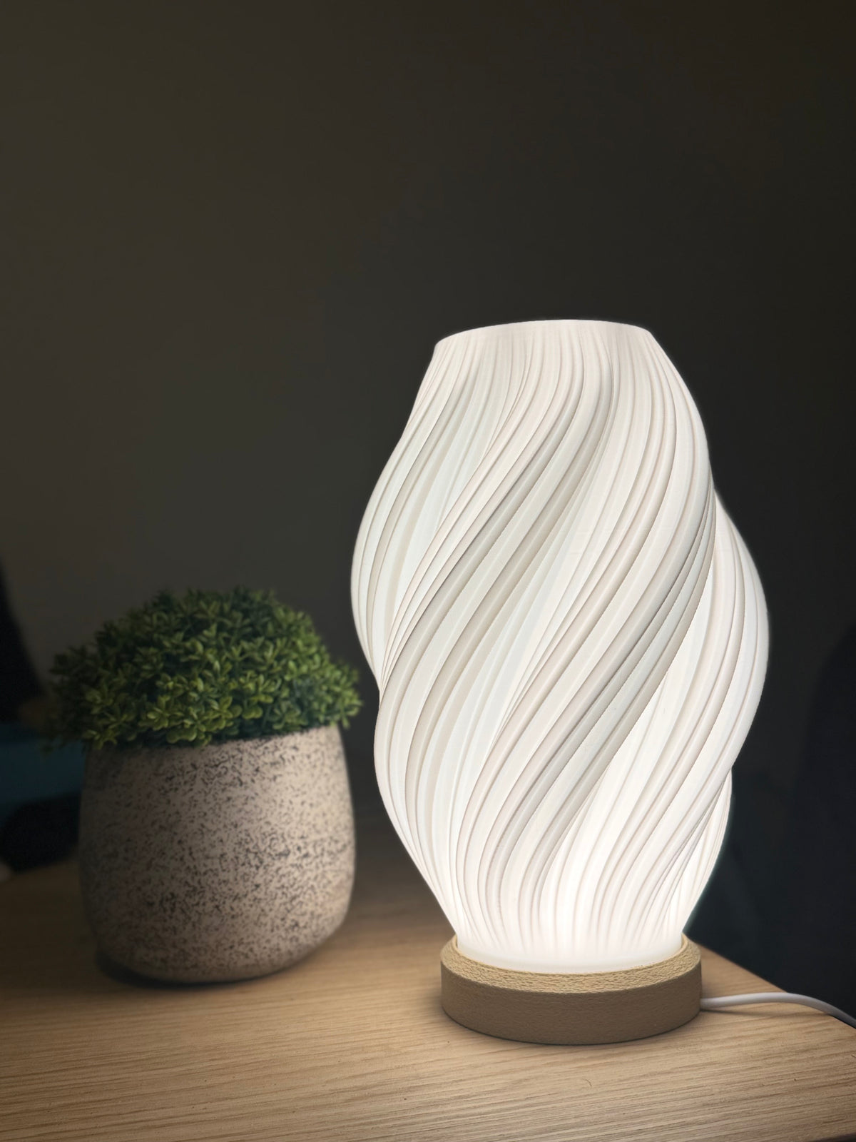 Twist Glow Lamp